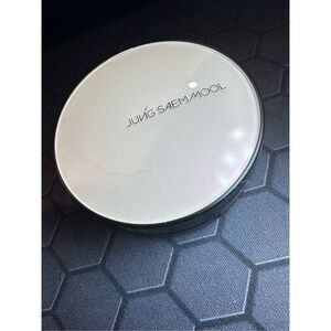 JUNG SAEM MOOL Essential Skin Nuder Cushion 13N Fair